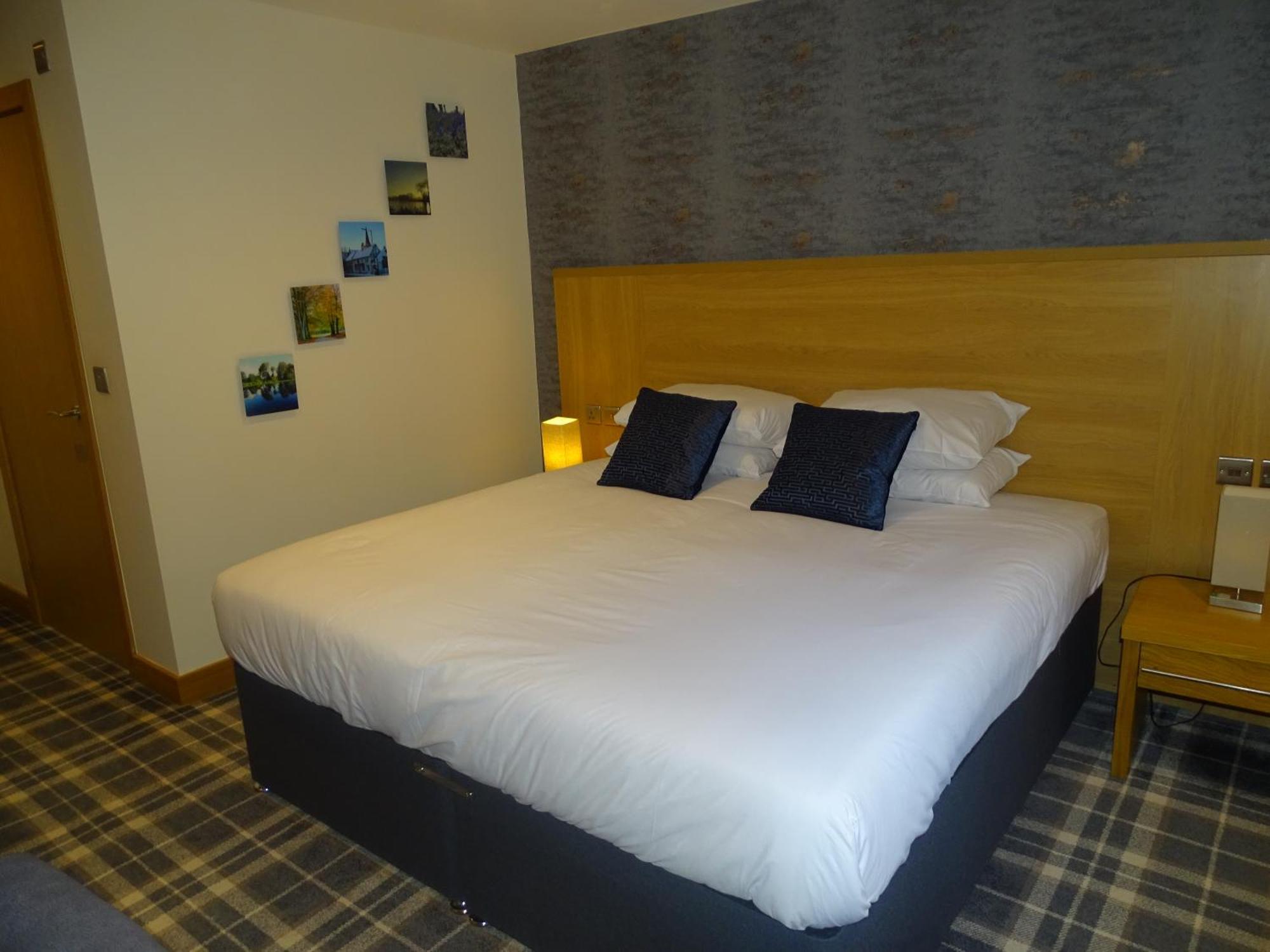 Oddfellows Hotel Carlton  Bagian luar foto