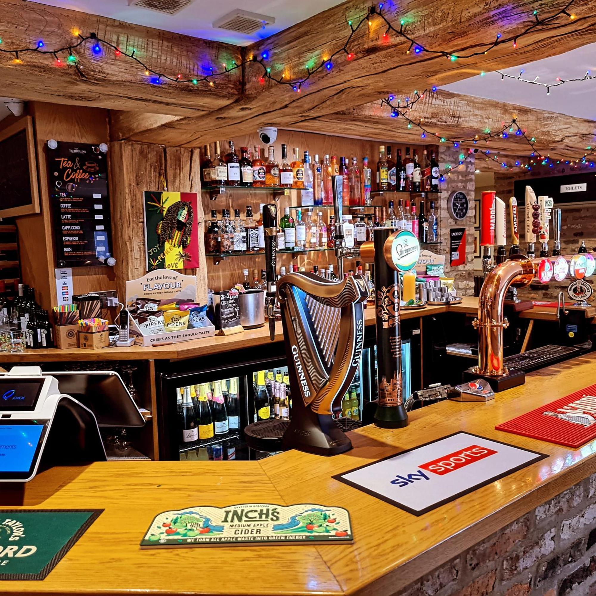 Oddfellows Hotel Carlton  Bagian luar foto