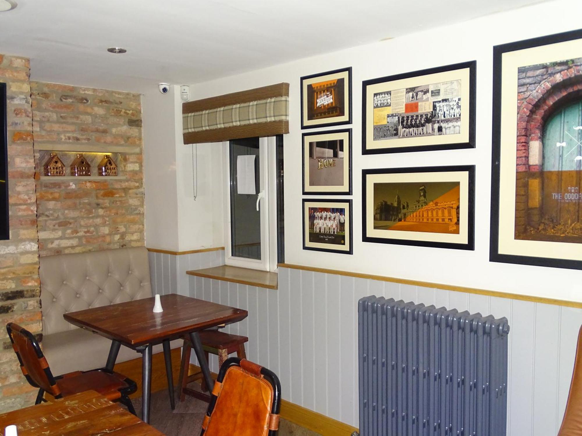 Oddfellows Hotel Carlton  Bagian luar foto